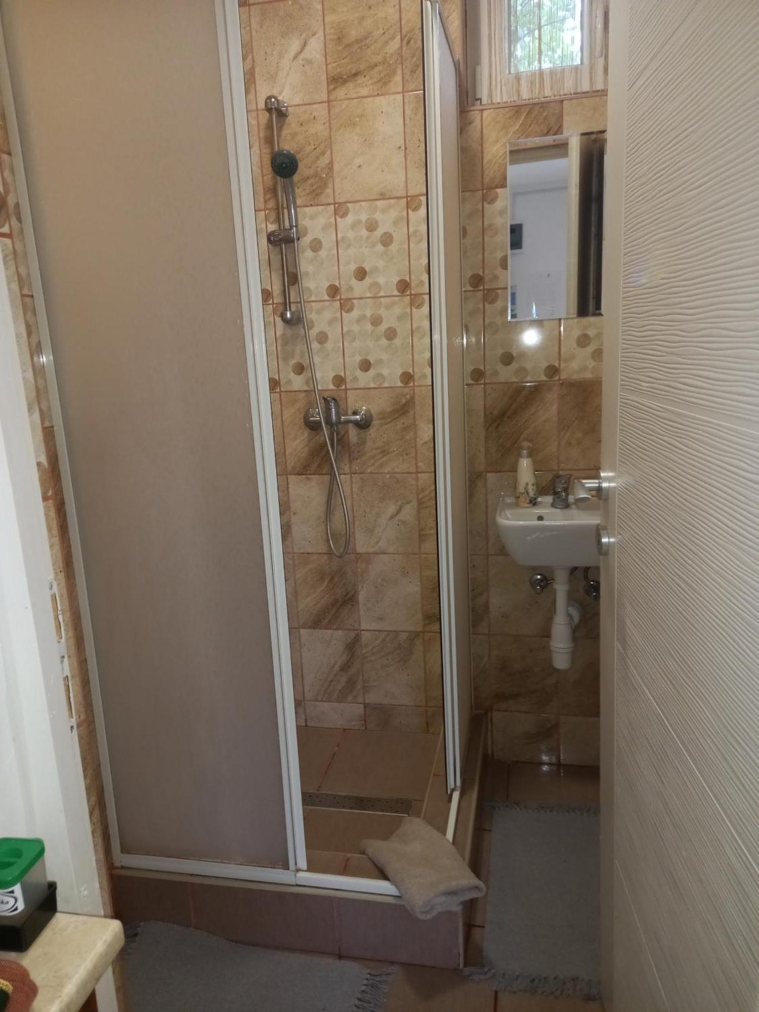 Grevia Apartmanok โปรอสซโล ภายนอก รูปภาพ